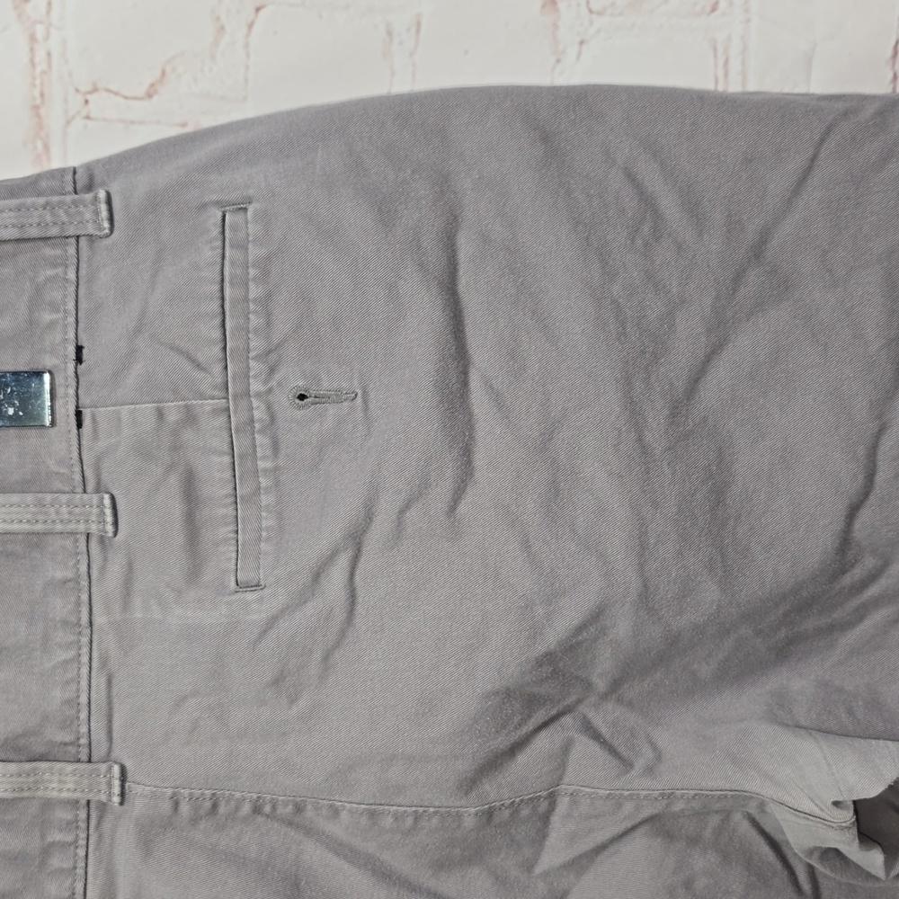 J. Crew Gray Flat Front Classic Chino 9in Inseam Mens Size 34 - Picture 7 of 13